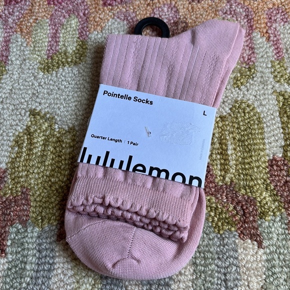 Lululemon NWT Pointelle Socks Size L Pink Haze - Picture 10 of 10